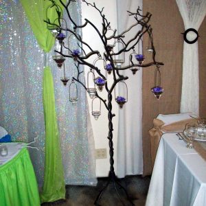 Black 60-inch Tree
