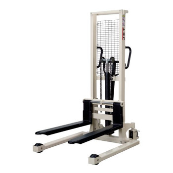 Hydraulic Stacker, 2200-lb