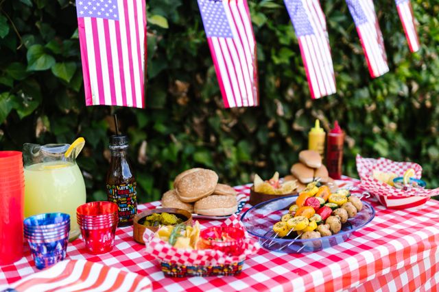 5 Styled Looks for Your 4th of July Celebration